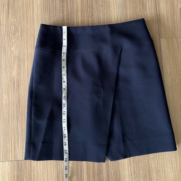J. Crew Mini Skirt Navy Blue Wrap Crossover Lined Women 4 Preppy Office Academia - Picture 6 of 10